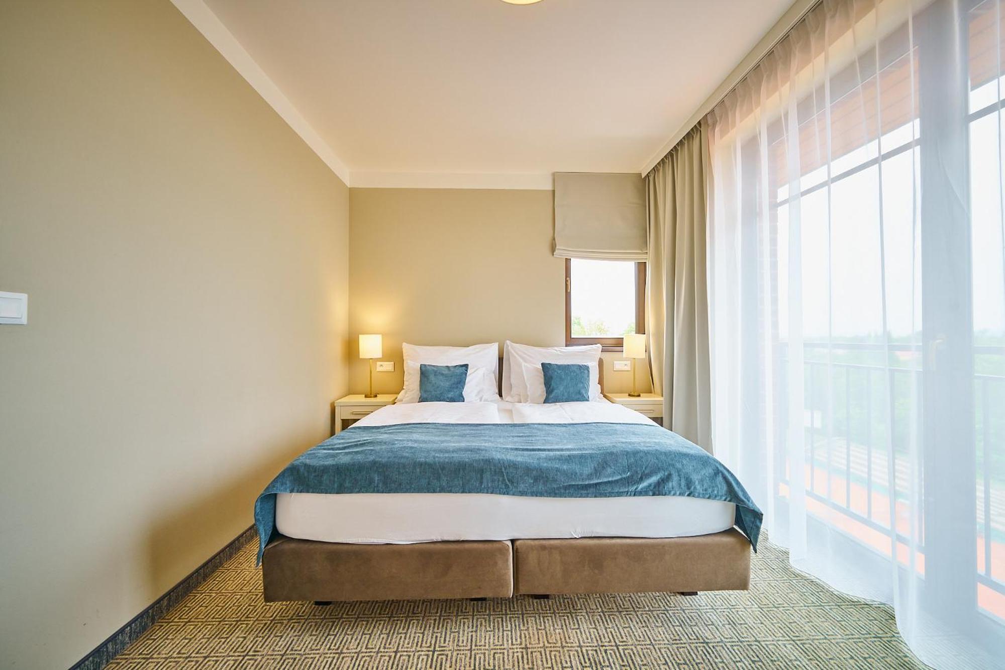 Wellness Hotel Queens Marianske Lazne Exterior photo