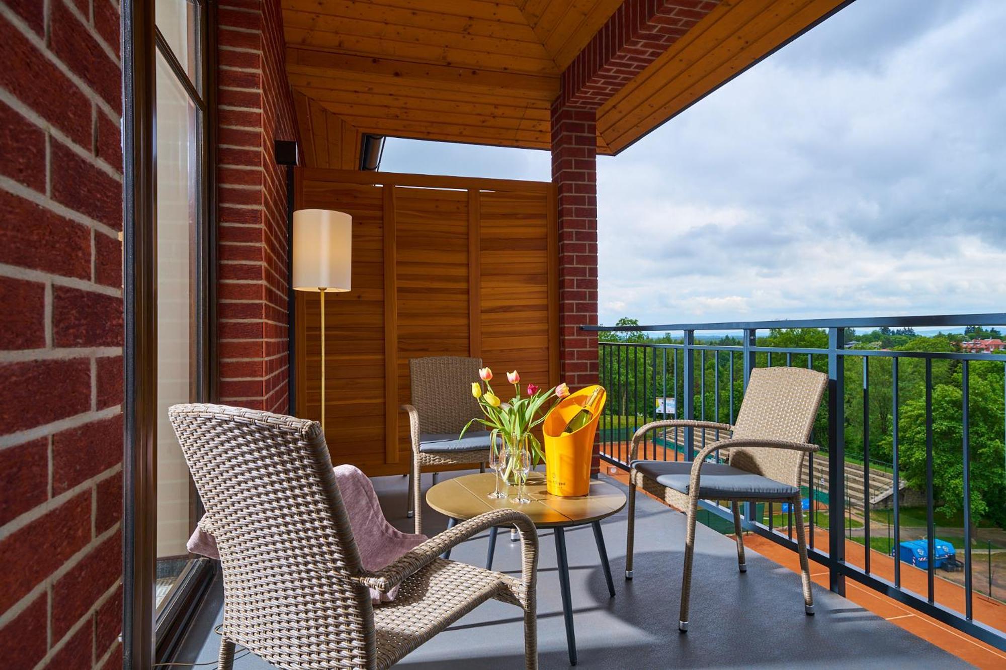 Wellness Hotel Queens Marianske Lazne Exterior photo