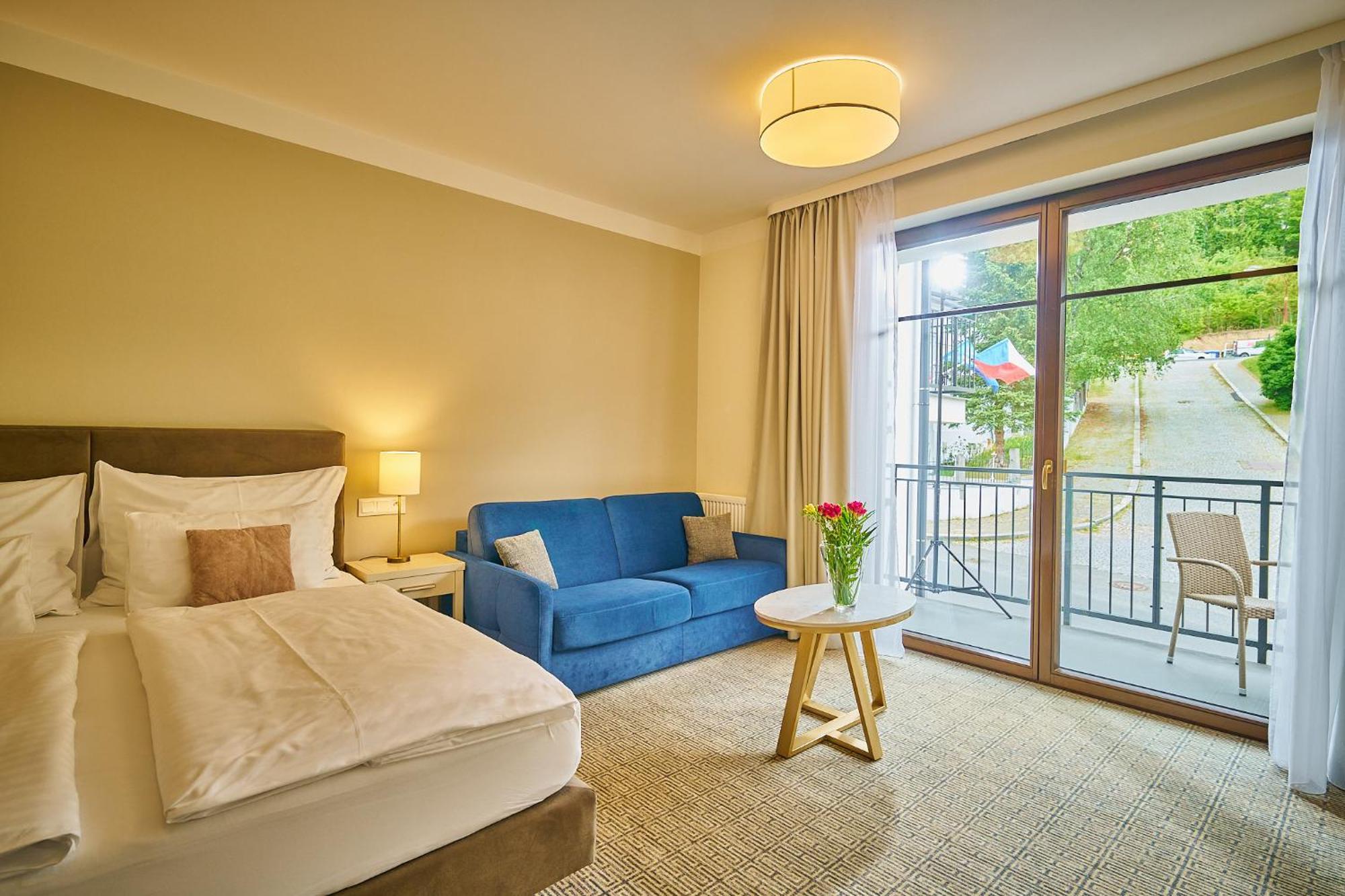 Wellness Hotel Queens Marianske Lazne Exterior photo