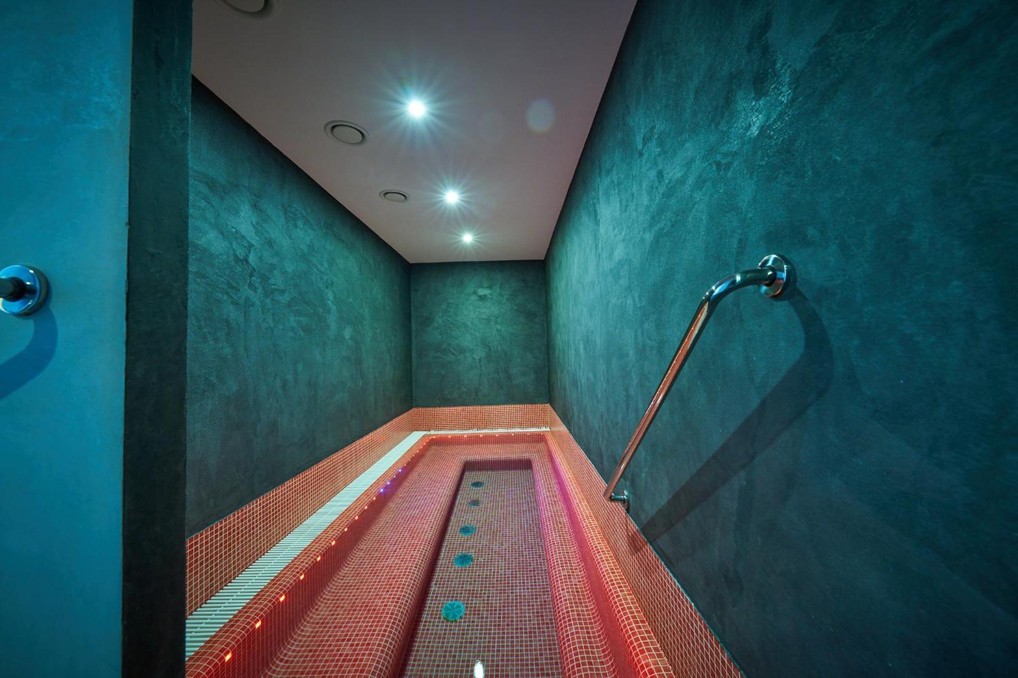 Wellness Hotel Queens Marianske Lazne Exterior photo
