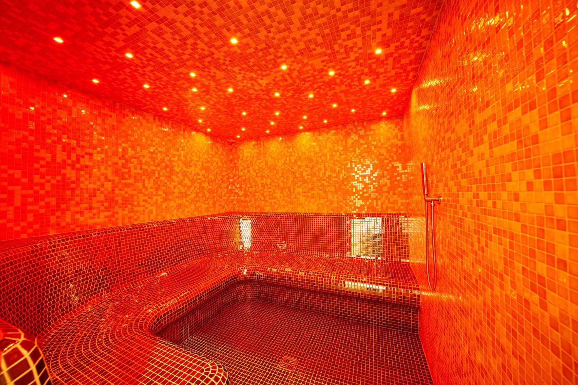 Wellness Hotel Queens Marianske Lazne Exterior photo